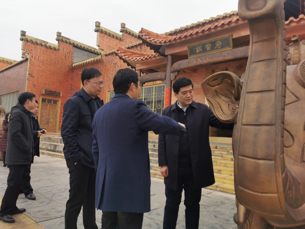 共青團(tuán)省委副書記竇賢琨調(diào)研銅官府